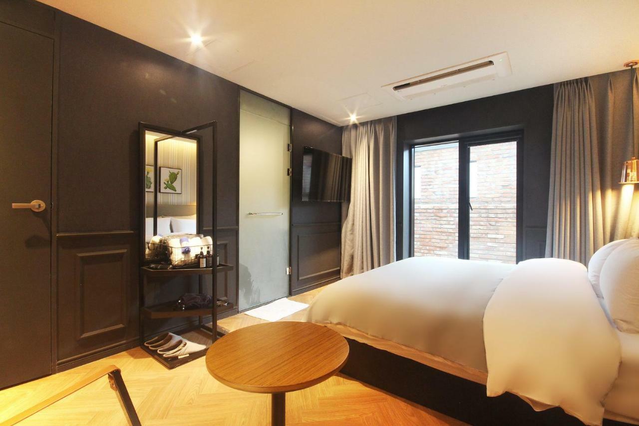 Brown Dot Hotel Seomyeon Busan Eksteriør billede