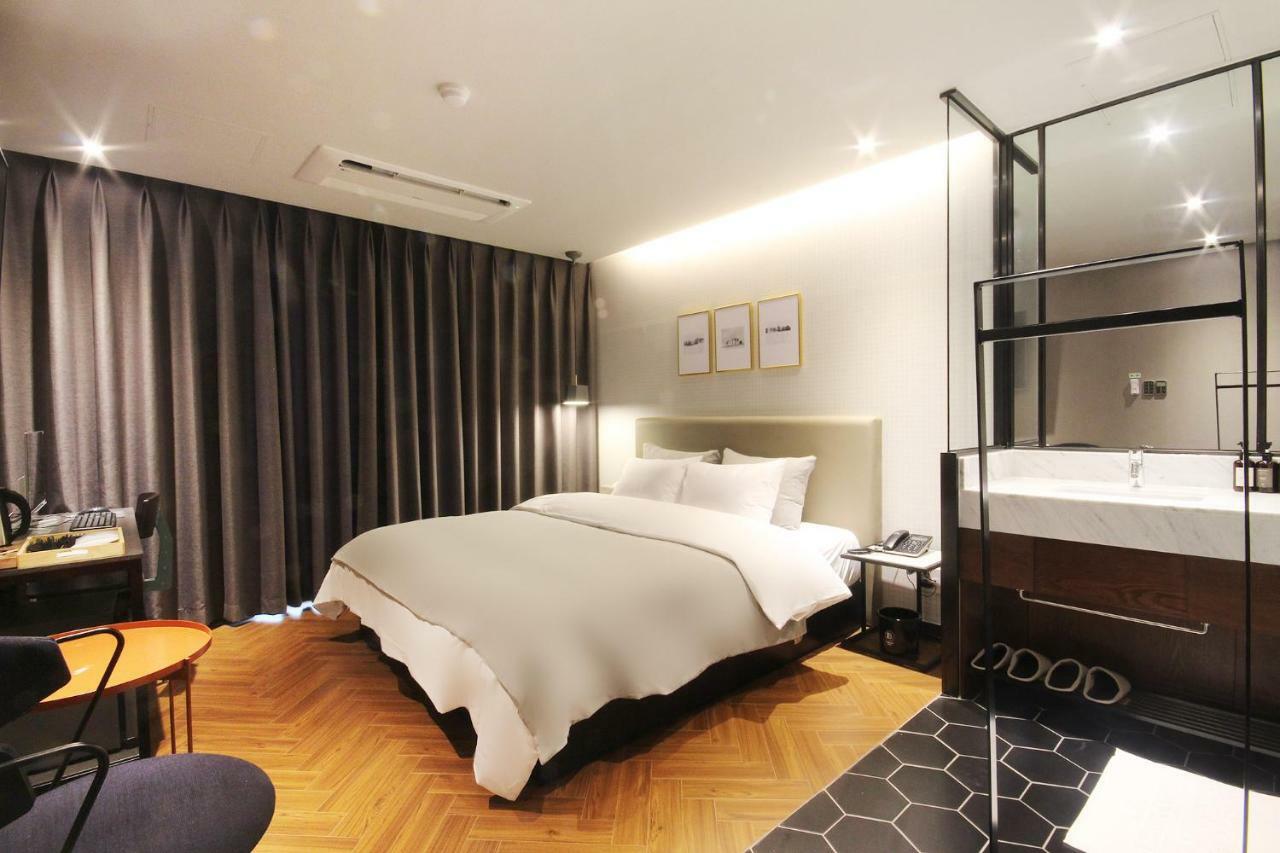 Brown Dot Hotel Seomyeon Busan Eksteriør billede