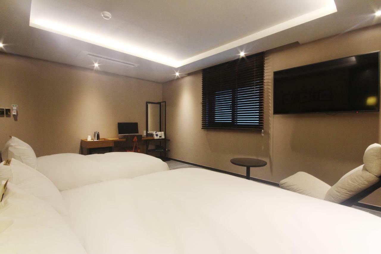 Brown Dot Hotel Seomyeon Busan Eksteriør billede