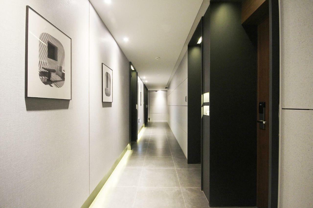 Brown Dot Hotel Seomyeon Busan Eksteriør billede