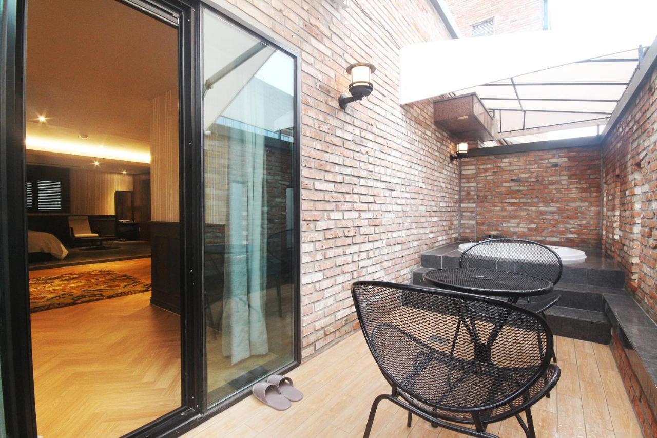 Brown Dot Hotel Seomyeon Busan Eksteriør billede