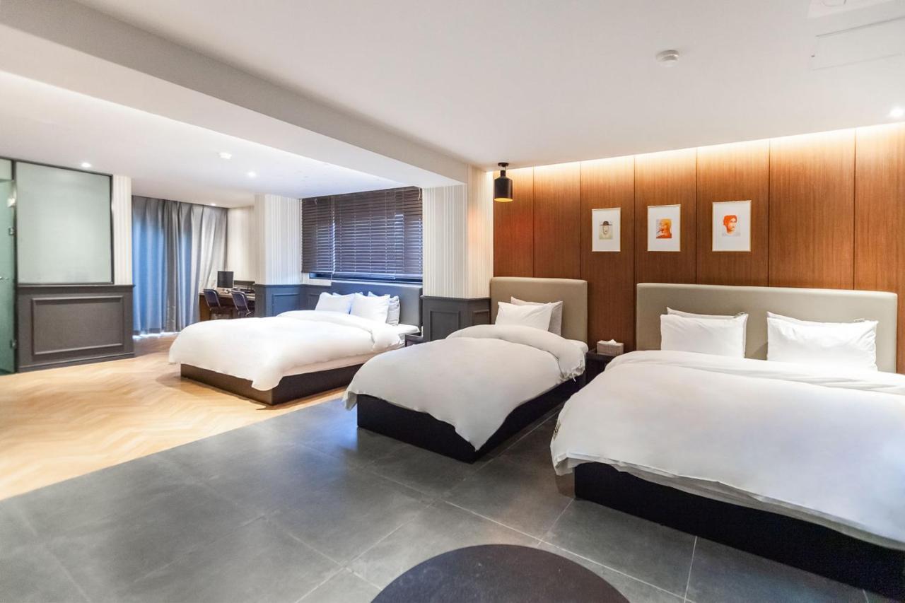 Brown Dot Hotel Seomyeon Busan Eksteriør billede